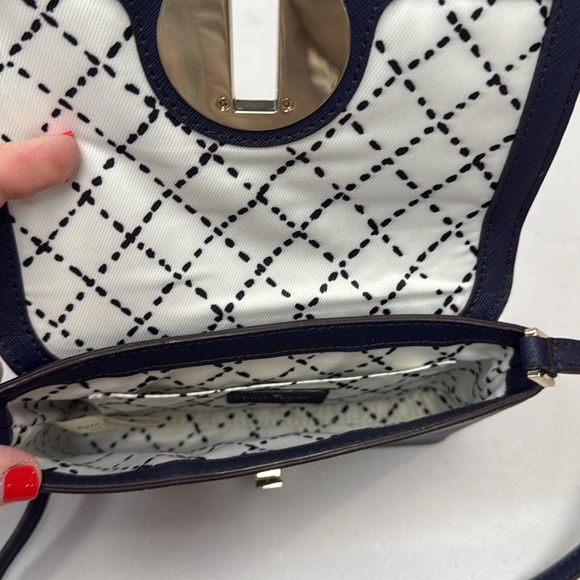 KATE SPADE ♠️ Clutch Crossbody Navy with Gold Hardware bag - Picture 4 of 9